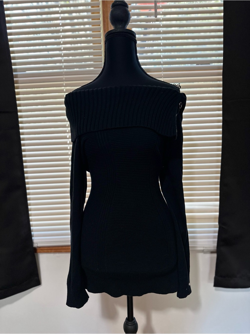 y2k style&co black off shoulder knit sweater ⦠2000s mall girl ⦠coquette grunge - Picture 2 of 6